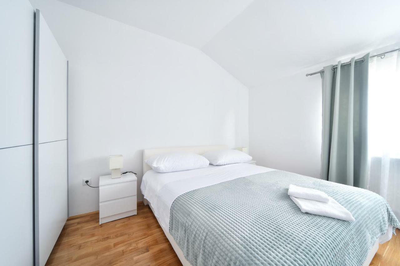 Apartman Novokmet-Crno Hotel Zadar Eksteriør billede